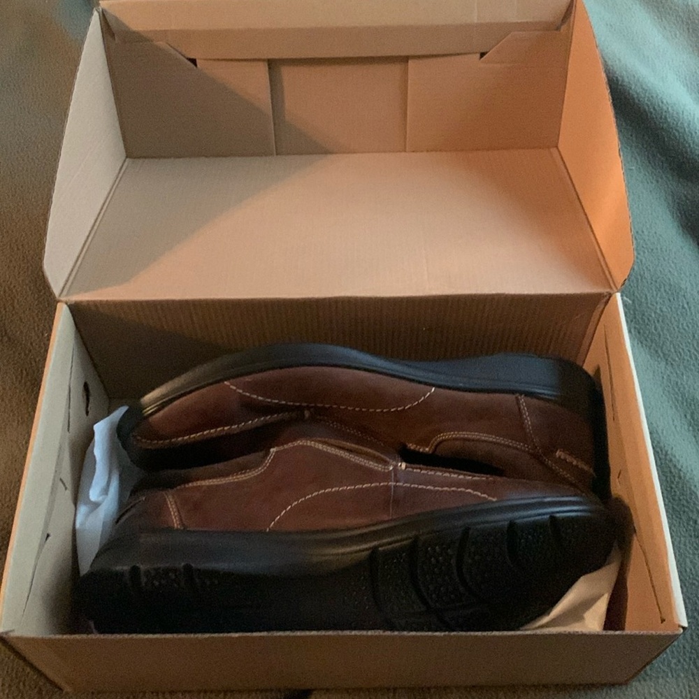 Men’s Jousen brown slip-on casual shoes with box. Size 11